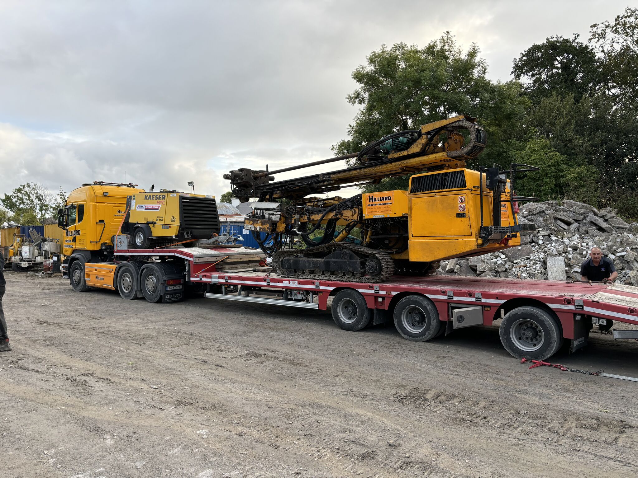 Loads 4 and 5 heading for Bray Head